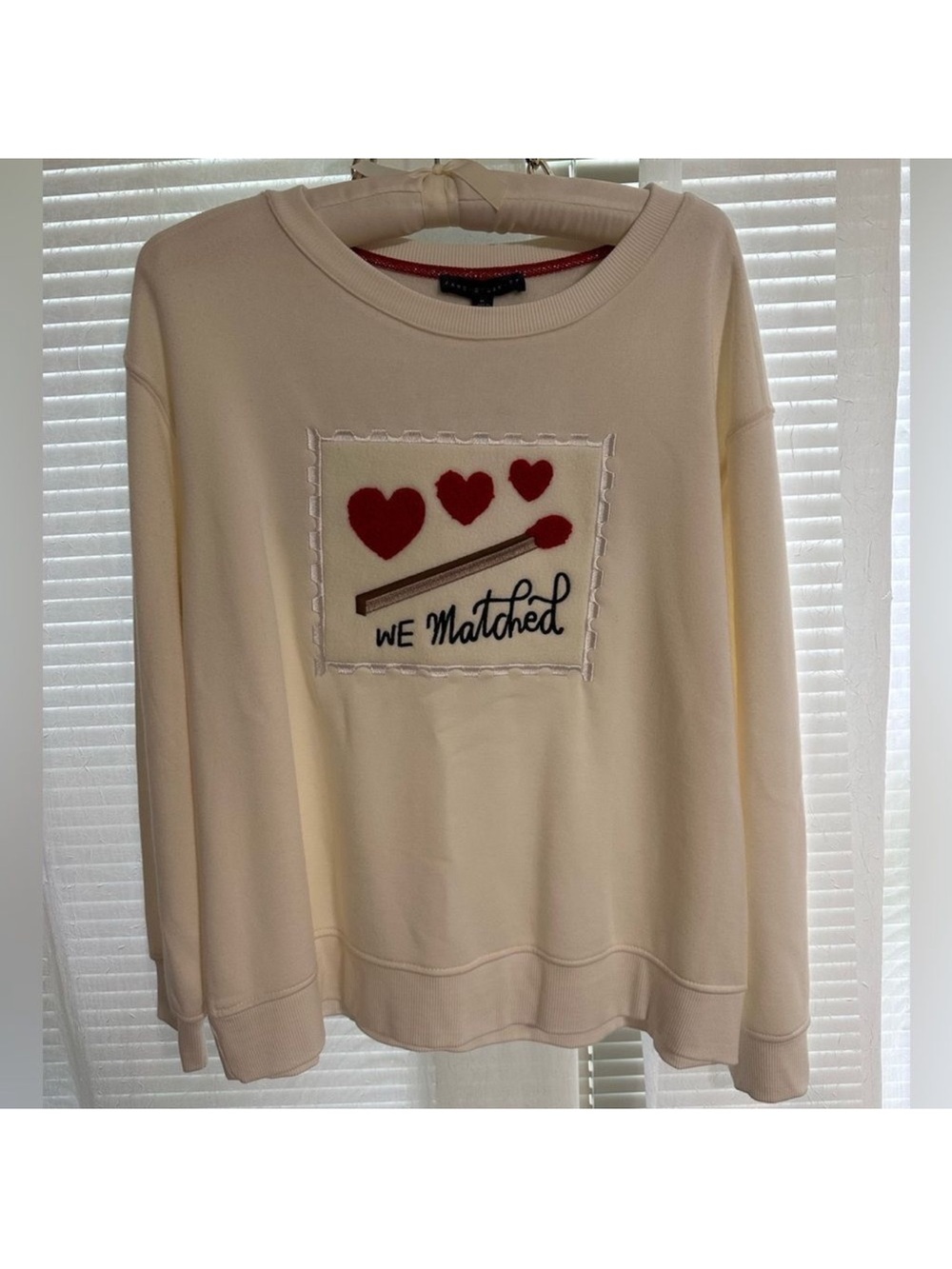 JANE + DELANCEY M Ivory Red WE Matched Pullover Crew Fleece Interior Sweatshirt